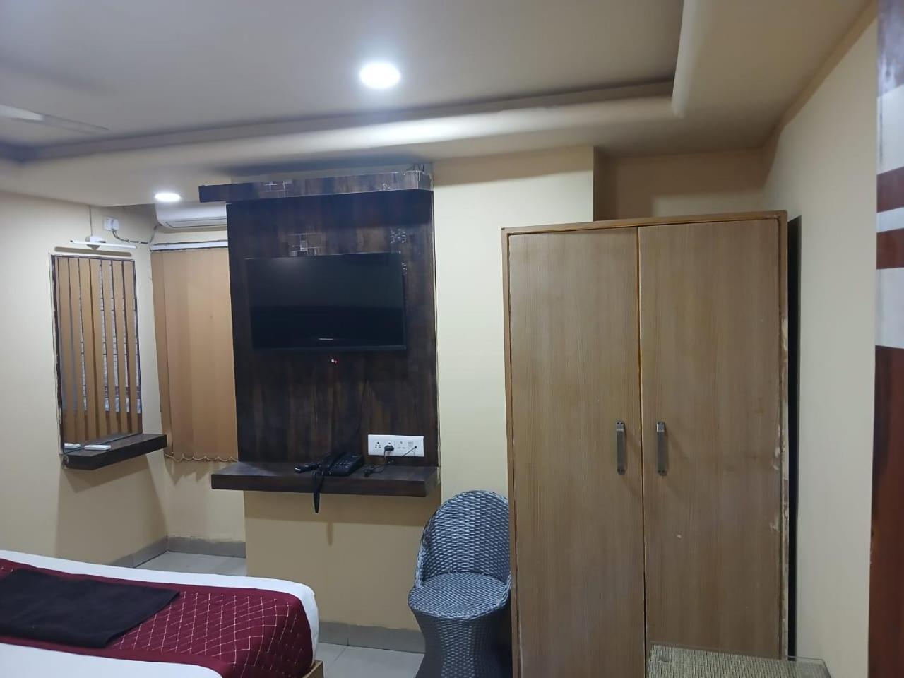 Blossoms Room Hotel Alekhya Residency- Luxury Lollection Hyderabad Exterior foto